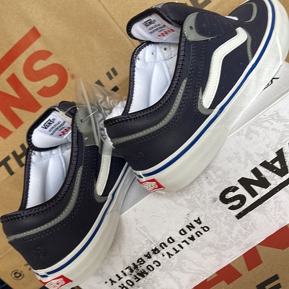 Vans WMNS Rowley Navy/White skate sneakers - Picture 15 of 16
